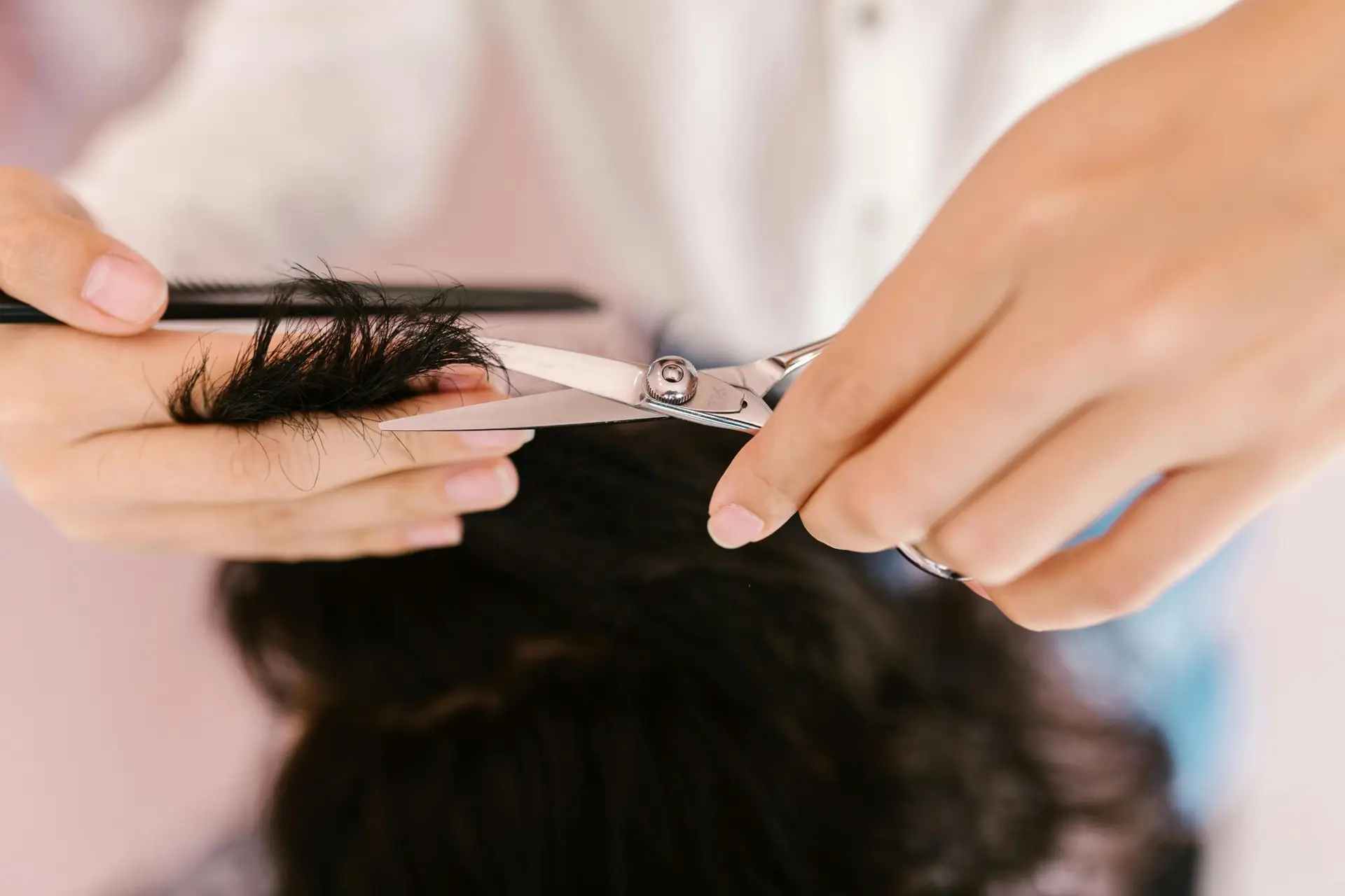 Building Your Future in Hairdressing: From First Skills to Professional Confidence